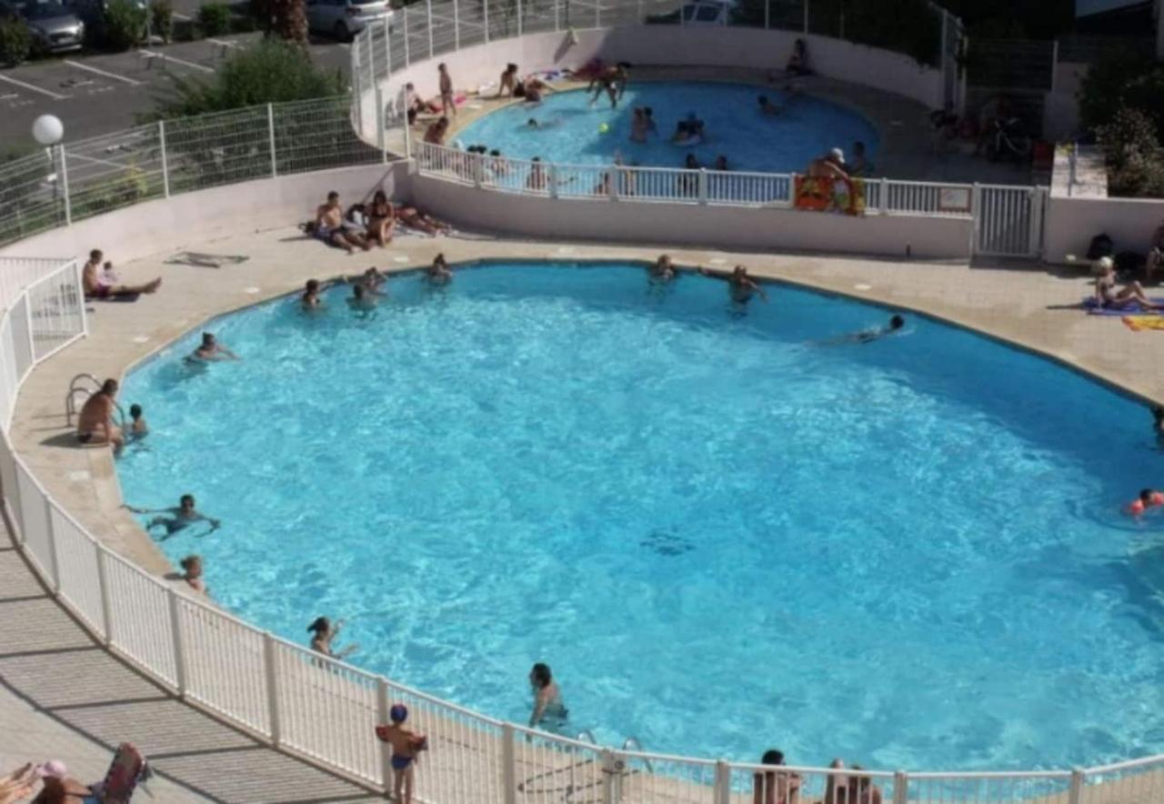 T2 Au Lagon Bleu Piscine/Ascenseur Le Grau-du-Roi Exteriör bild